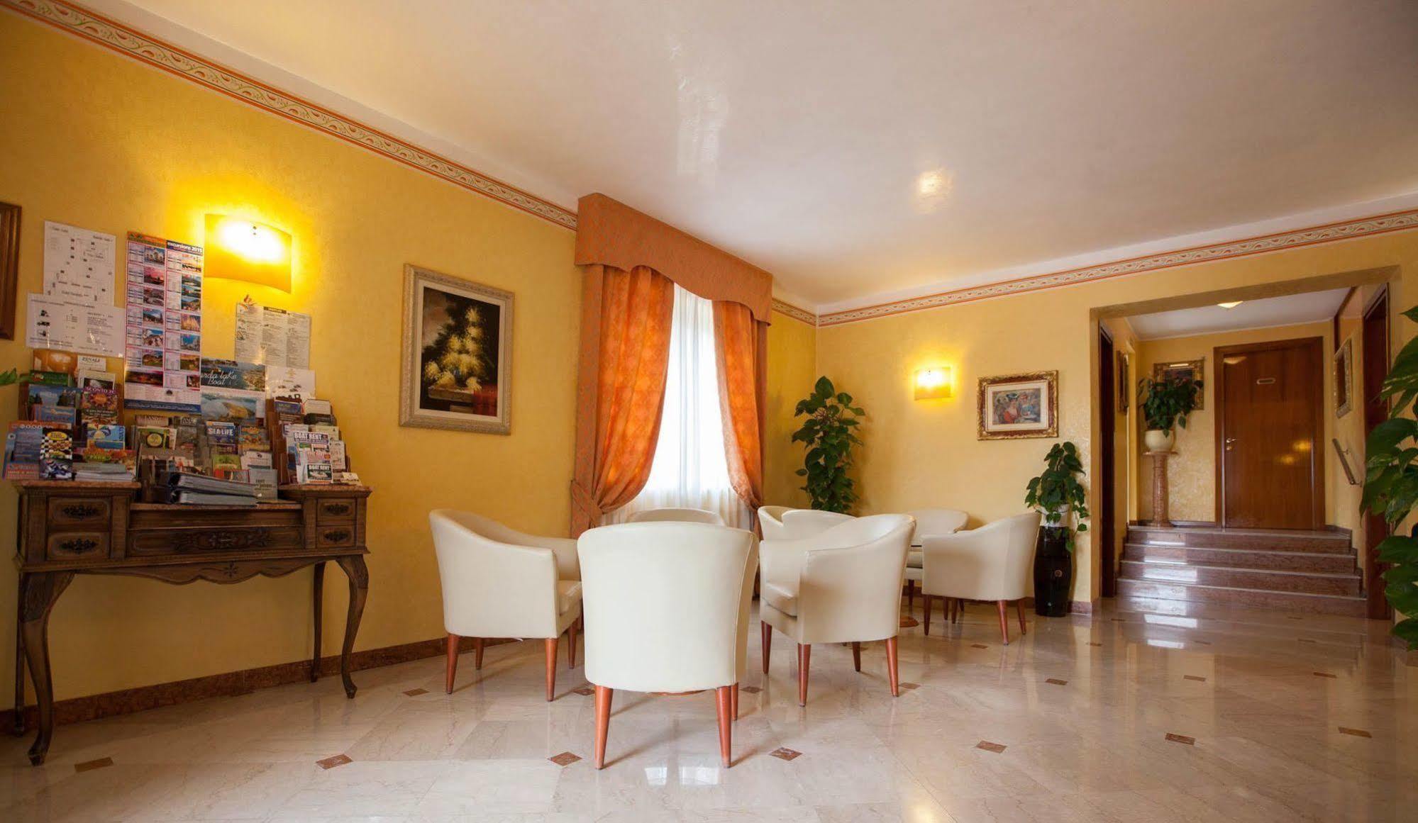 Hotel Gardenia & Villa Charme Adults Friendly 4Star Service 바르돌리노 외부 사진
