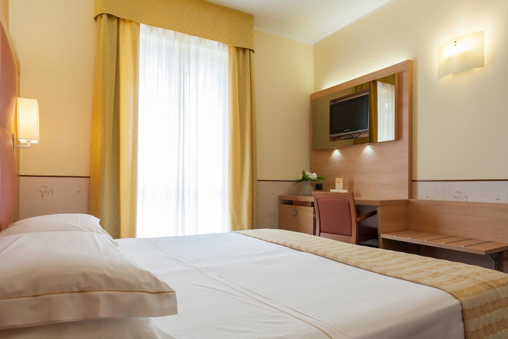 Hotel Gardenia & Villa Charme Adults Friendly 4Star Service 바르돌리노 외부 사진