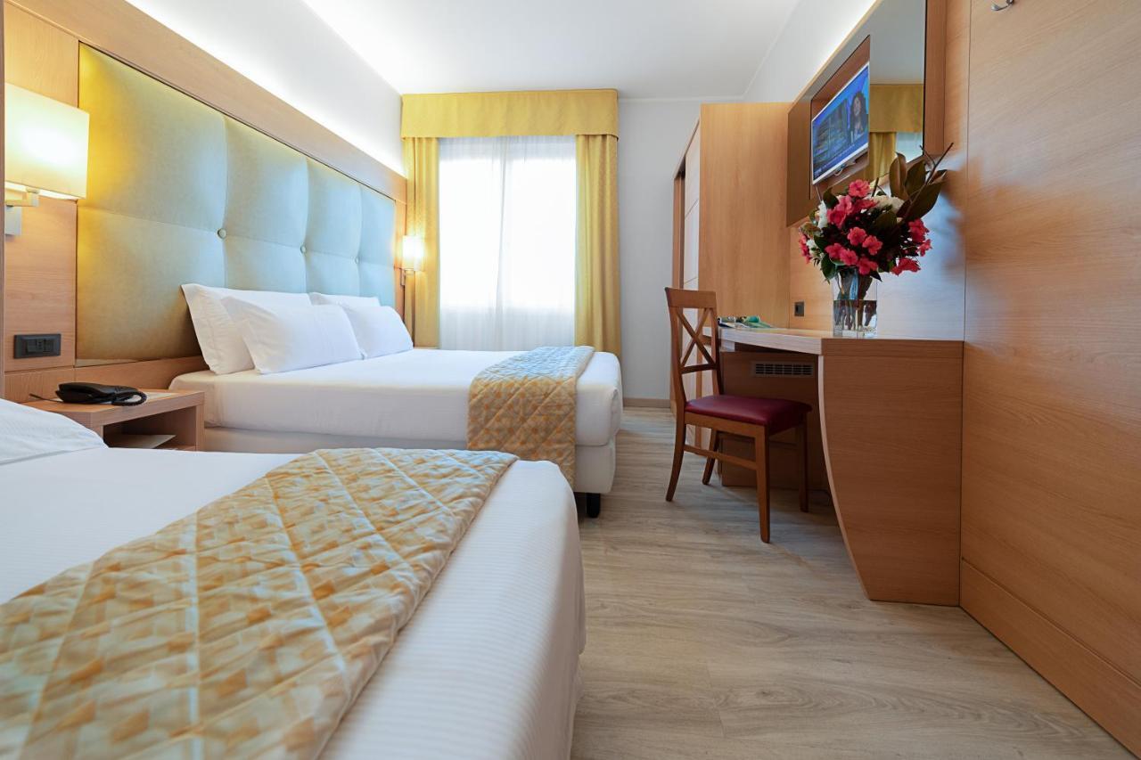 Hotel Gardenia & Villa Charme Adults Friendly 4Star Service 바르돌리노 외부 사진